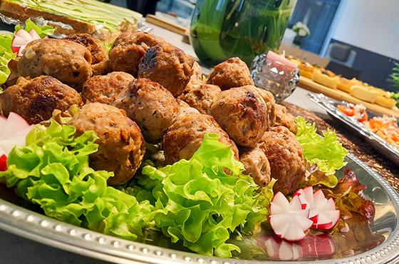 Die Julia, Julia Jakobs, Event, Küche, Eventküche, Restaurant, Clubhaus, Siepental, Essen, Essen-Bergerhausen, Startseite, Bild von Frikadellen