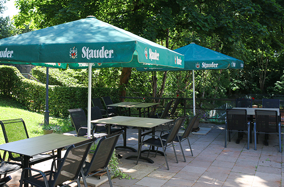 Die Julia, Julia Jakobs, Event, Küche, Eventküche, Restaurant, Clubhaus, Siepental, Essen, Essen-Bergerhausen, Clubhaus, Bild vom Außenbereich des PSV Clubhauses